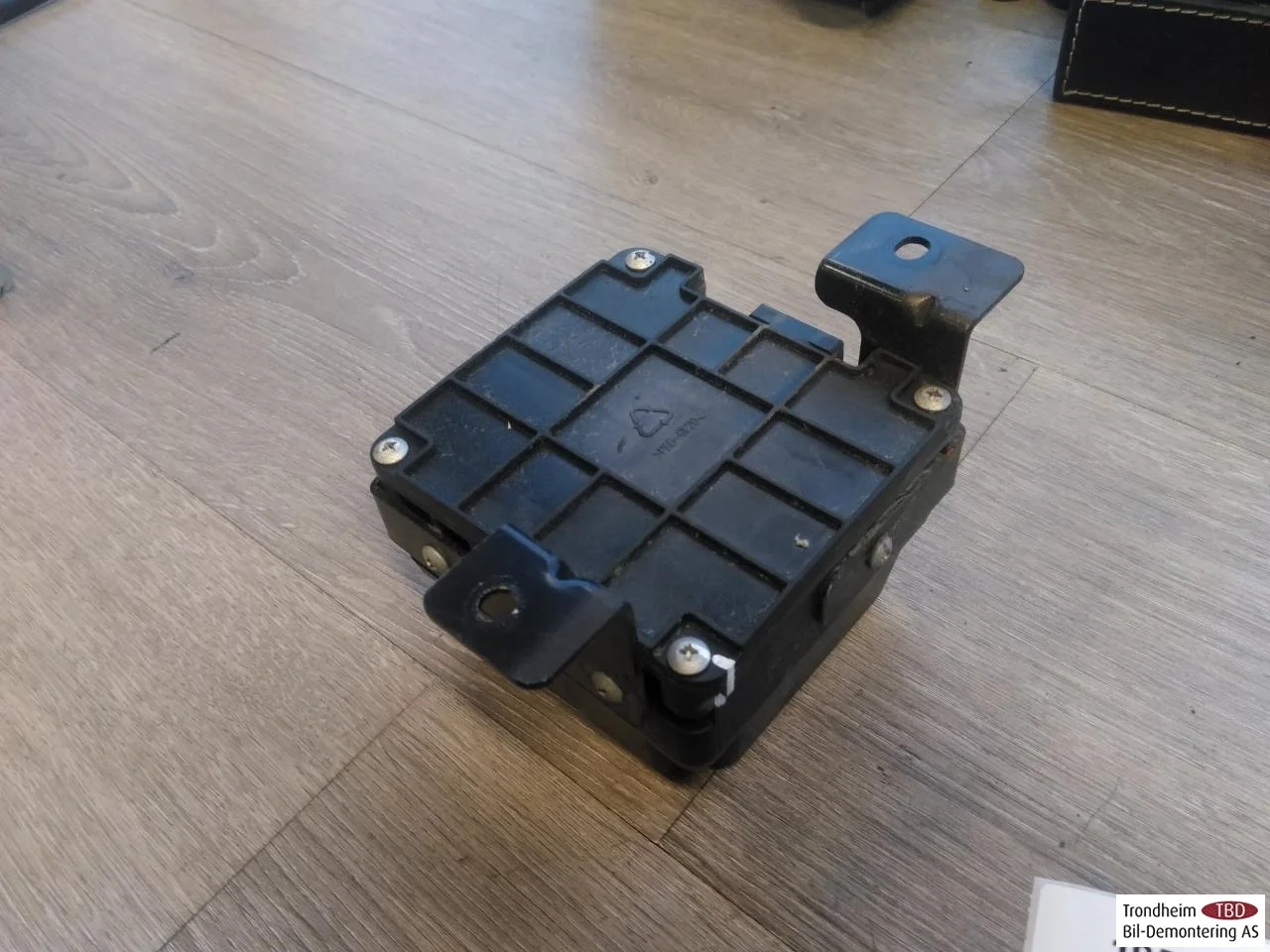 Maxus E-DELIVER3 EV30 2020- Difuzor sunet motor vedere 2