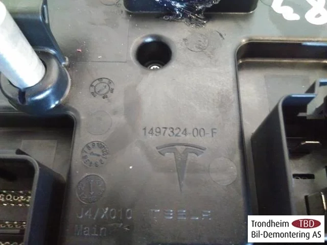 Tesla MODEL 3 2017--> Vezérlőegység, egyéb nézet 3