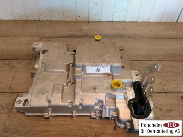 Volkswagen ID.3 2021- Inverter, 12-220V