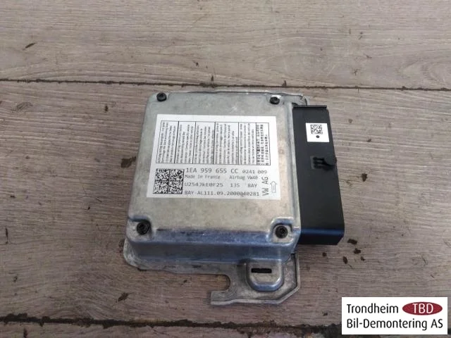 Volkswagen ID.3 2021- Légzsák elektronikai egység nézet 2