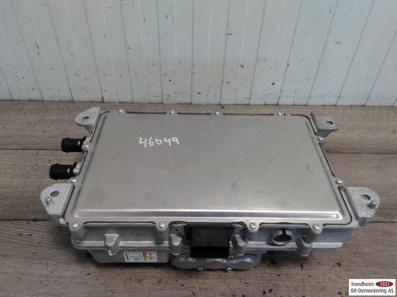 Polestar 2 2020- Inverter, 12-220V nézet 2