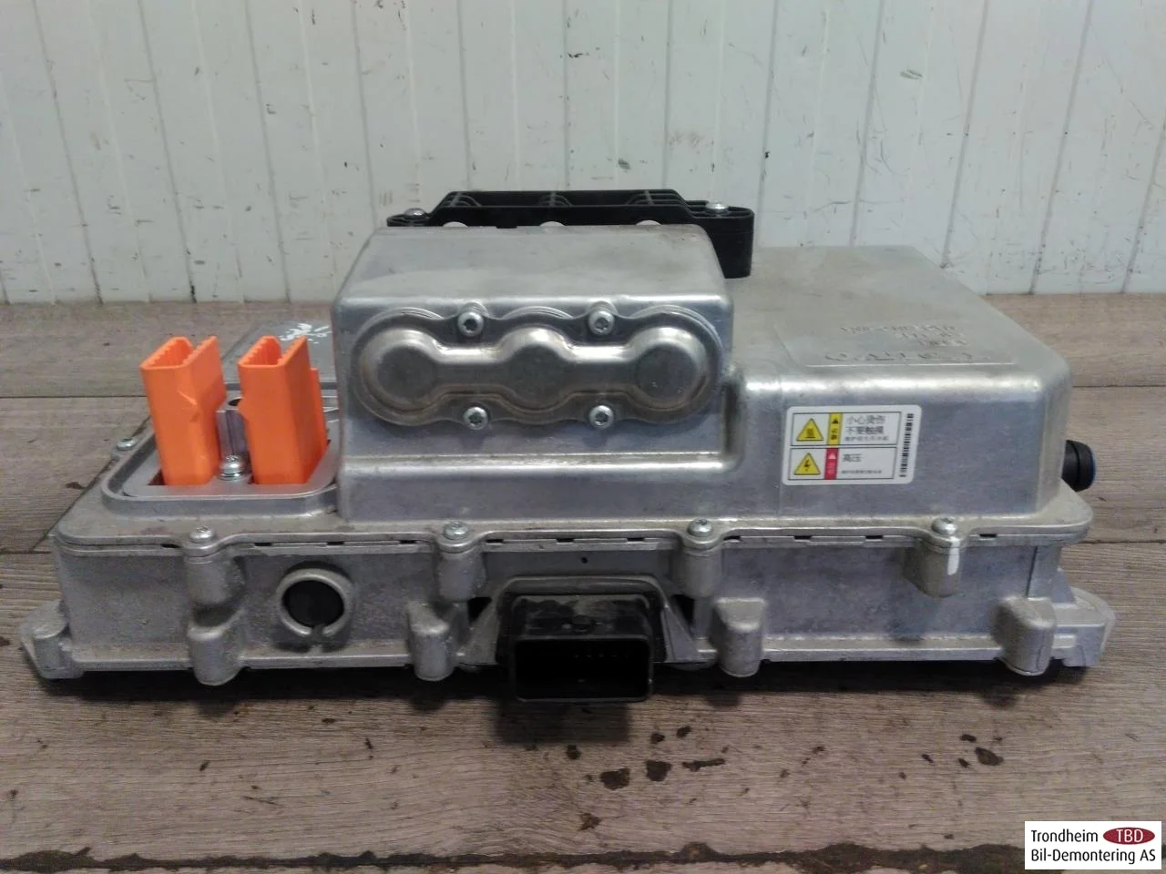 Polestar 2 2020- Inverter, 12-220V nézet 3