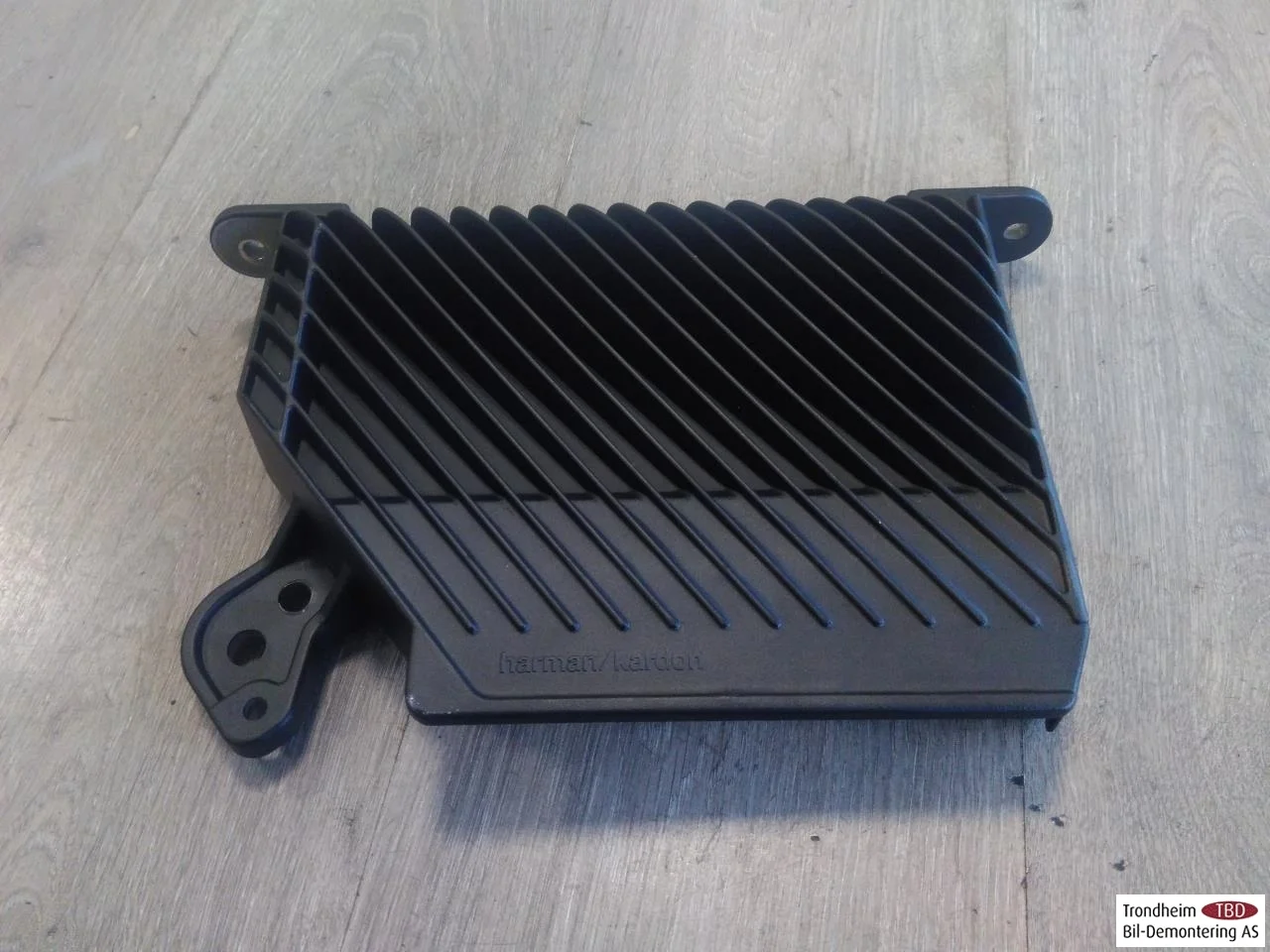 Polestar 2 2020- Radio / hi-fi amplifier
