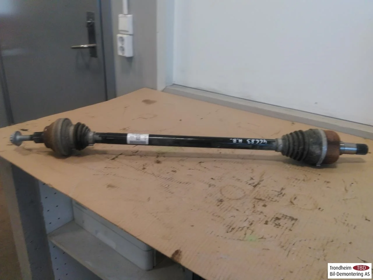 Skoda ENYAQ IV 2021- Rear right driveshaft