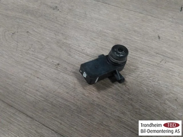 Tesla MODEL 3 2017--> Exterior camera