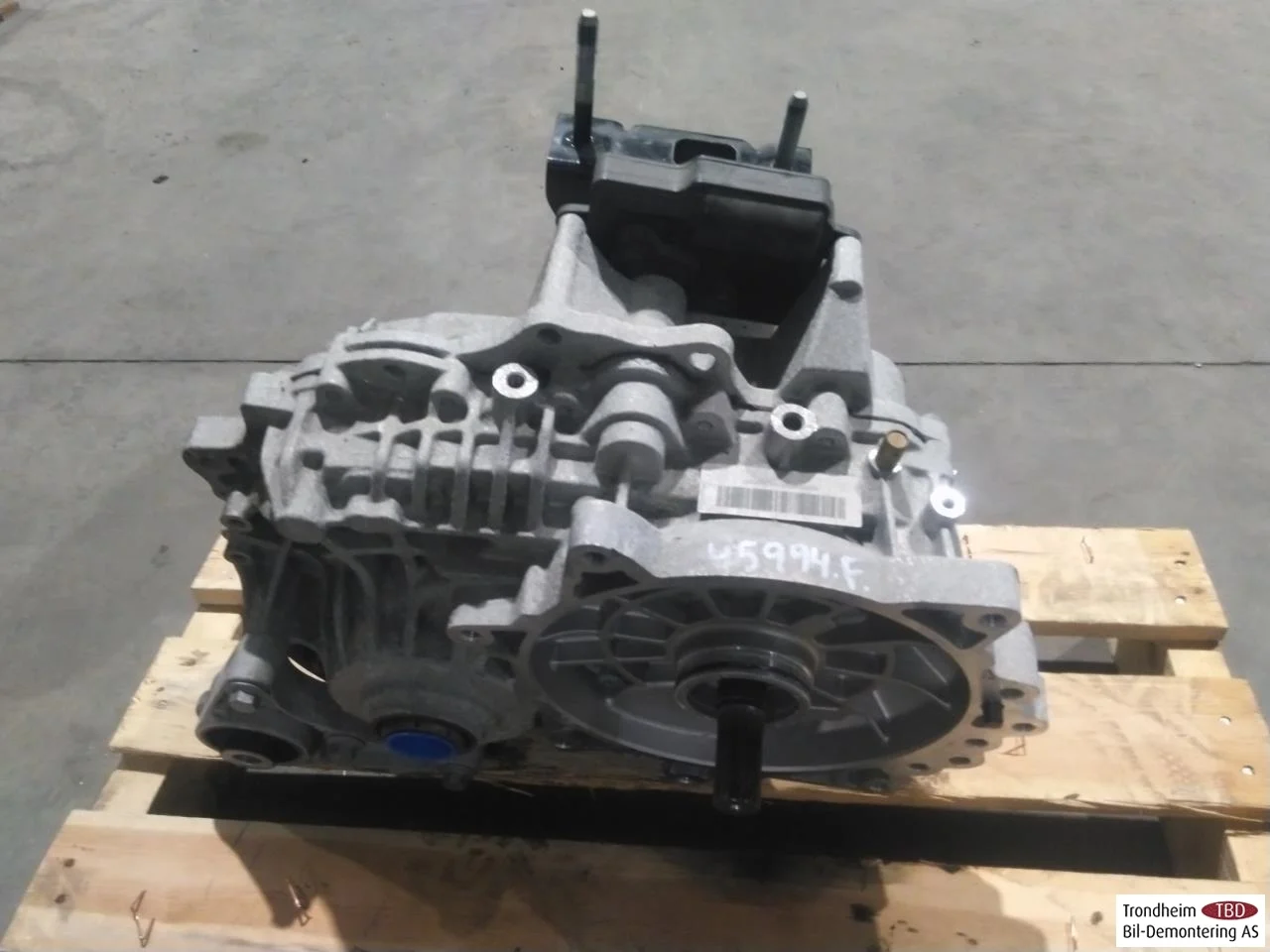 Maxus EUNIQ5 MPV 2021- Váltó, automata nézet 2