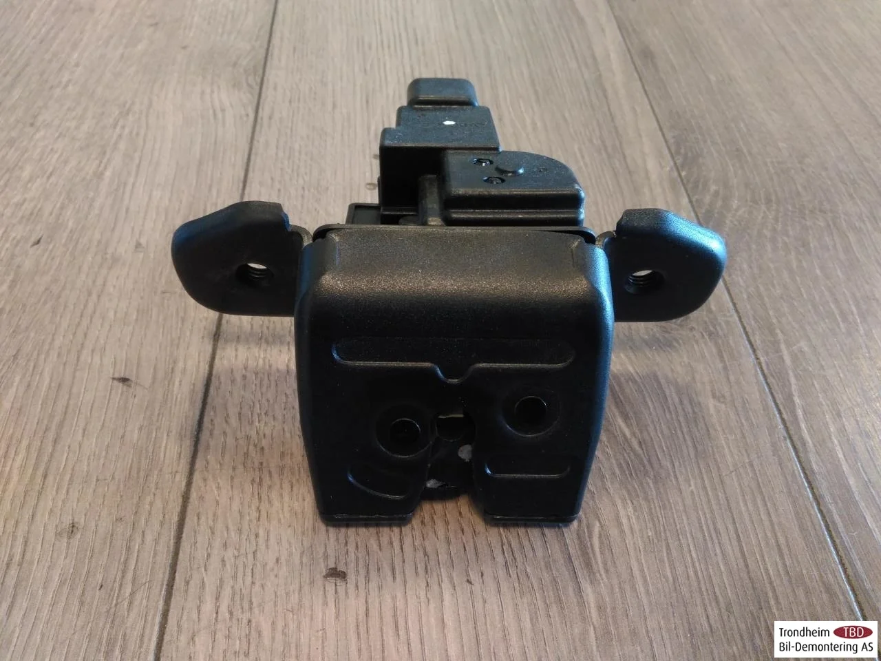 Kia SOUL 2009- Tailgate lock