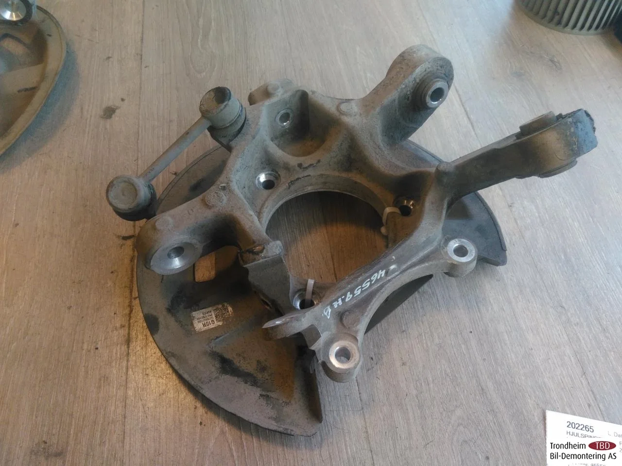 Hyundai IONIQ 5 NE 2022- Stub axle carrier, right rear view 2