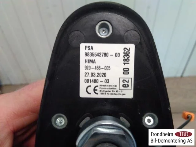 Peugeot 208/E-208 2020-> Antenna nézet 3