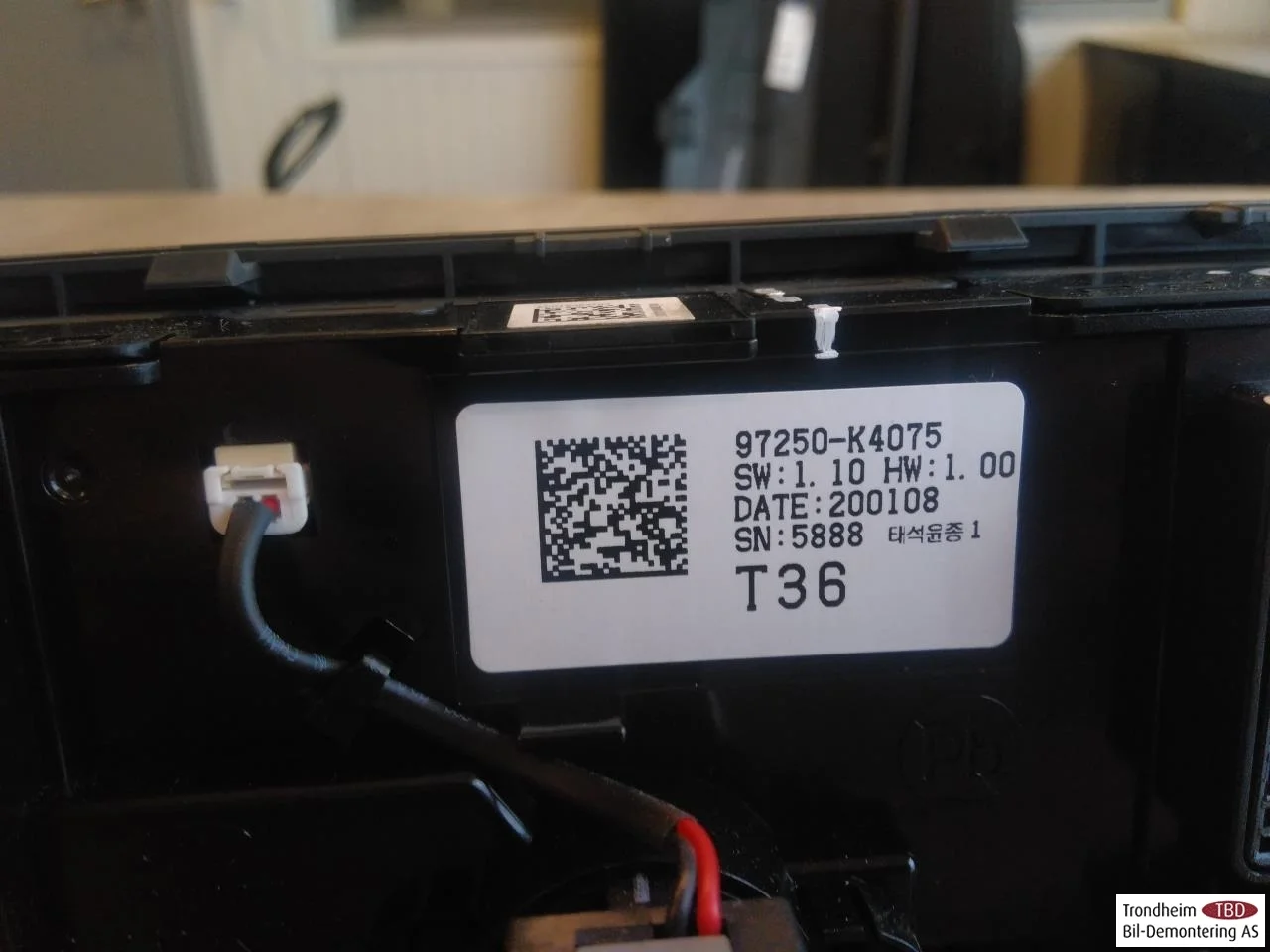 Hyundai KONA / ELECTRIC 2018-23 Heater control unit view 4
