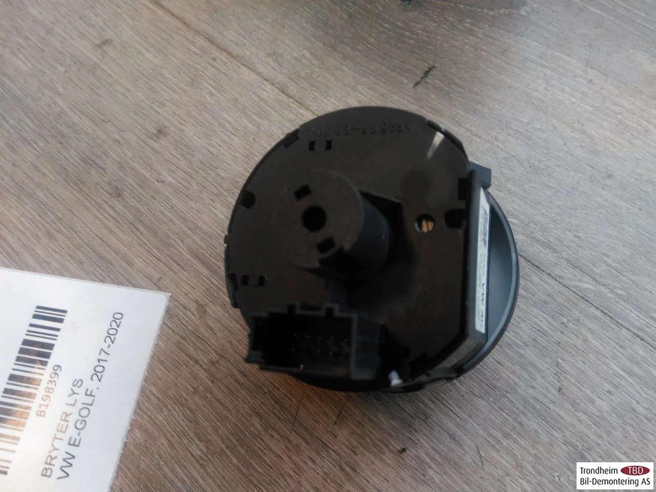 Volkswagen GOLF, E-GOLF VII 2013-20 Headlight switch view 2