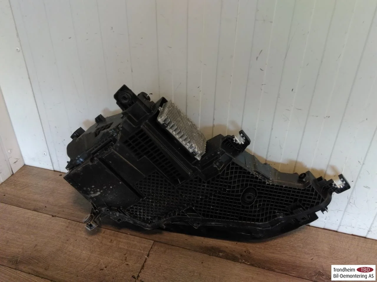 Audi E-TRON GT FW 2021- Left headlight view 3