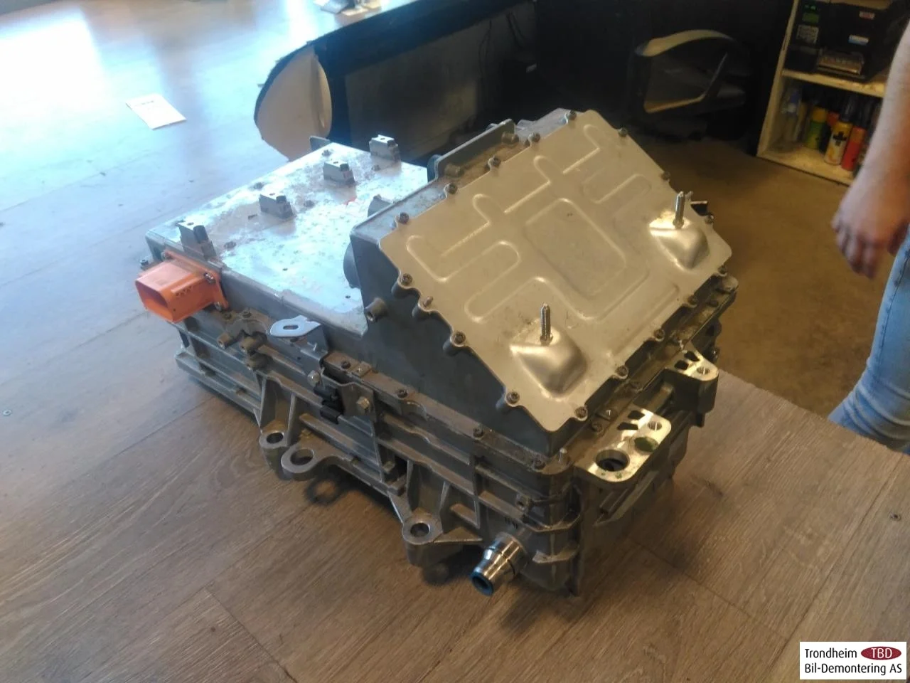 Fiat 500E 2020- Akkumulátortöltő nézet 2