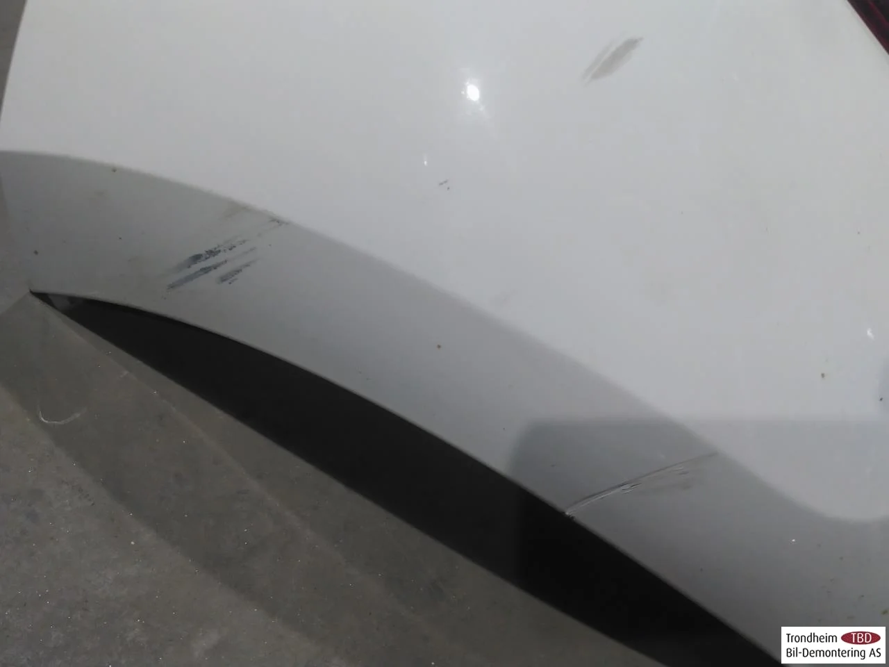 Volkswagen UP!, E-UP! Rear bumper view 4