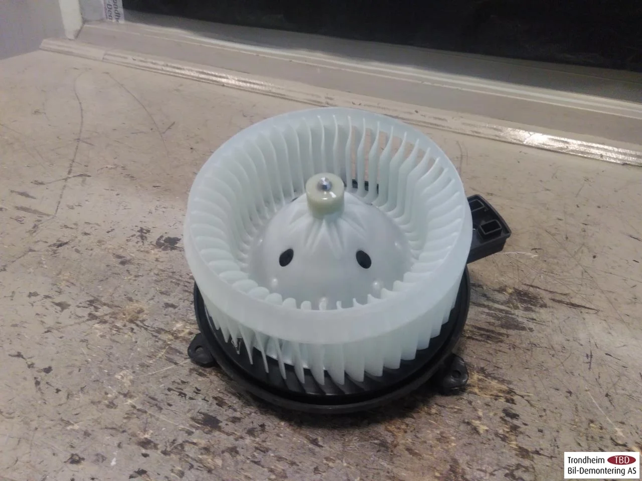 Byd TANG 2021->> Fűtésventilátor motor