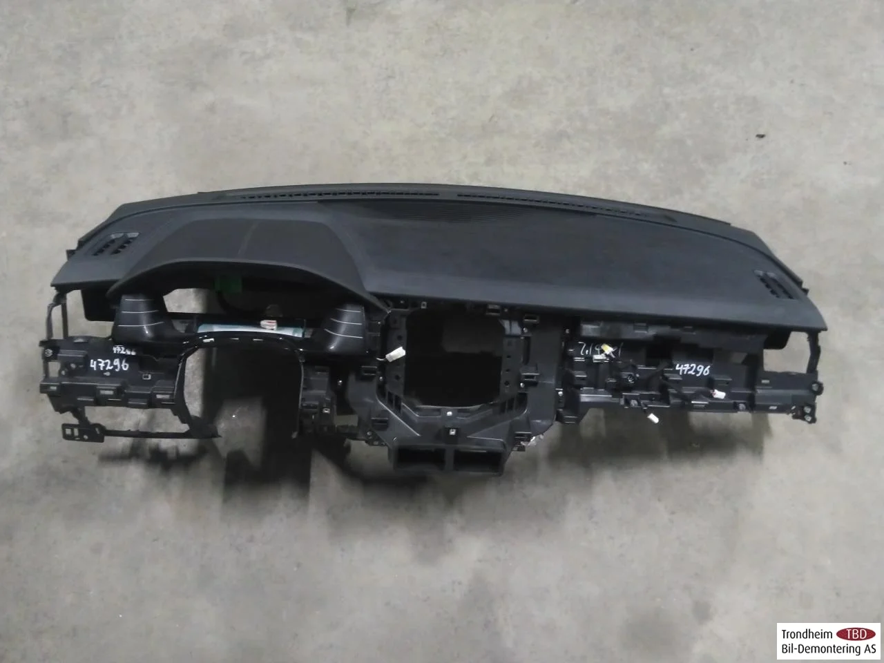 Byd TANG 2021->> Műszerfal