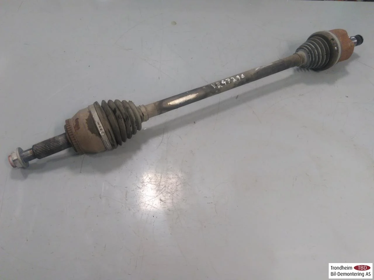 Byd TANG 2021->> Rear left driveshaft