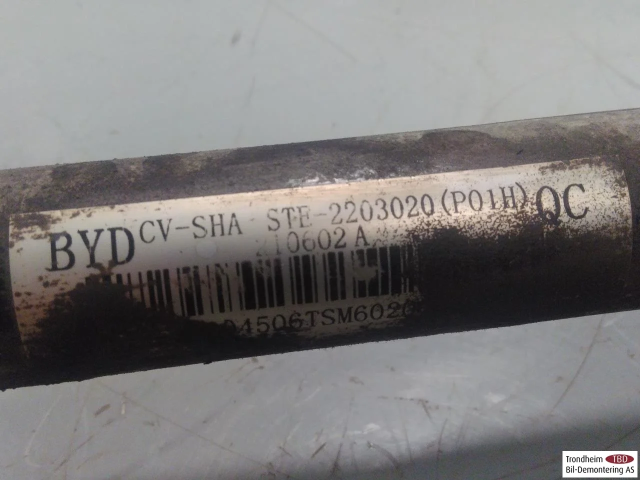 Byd TANG 2021->> Féltengely, első, jobb nézet 3
