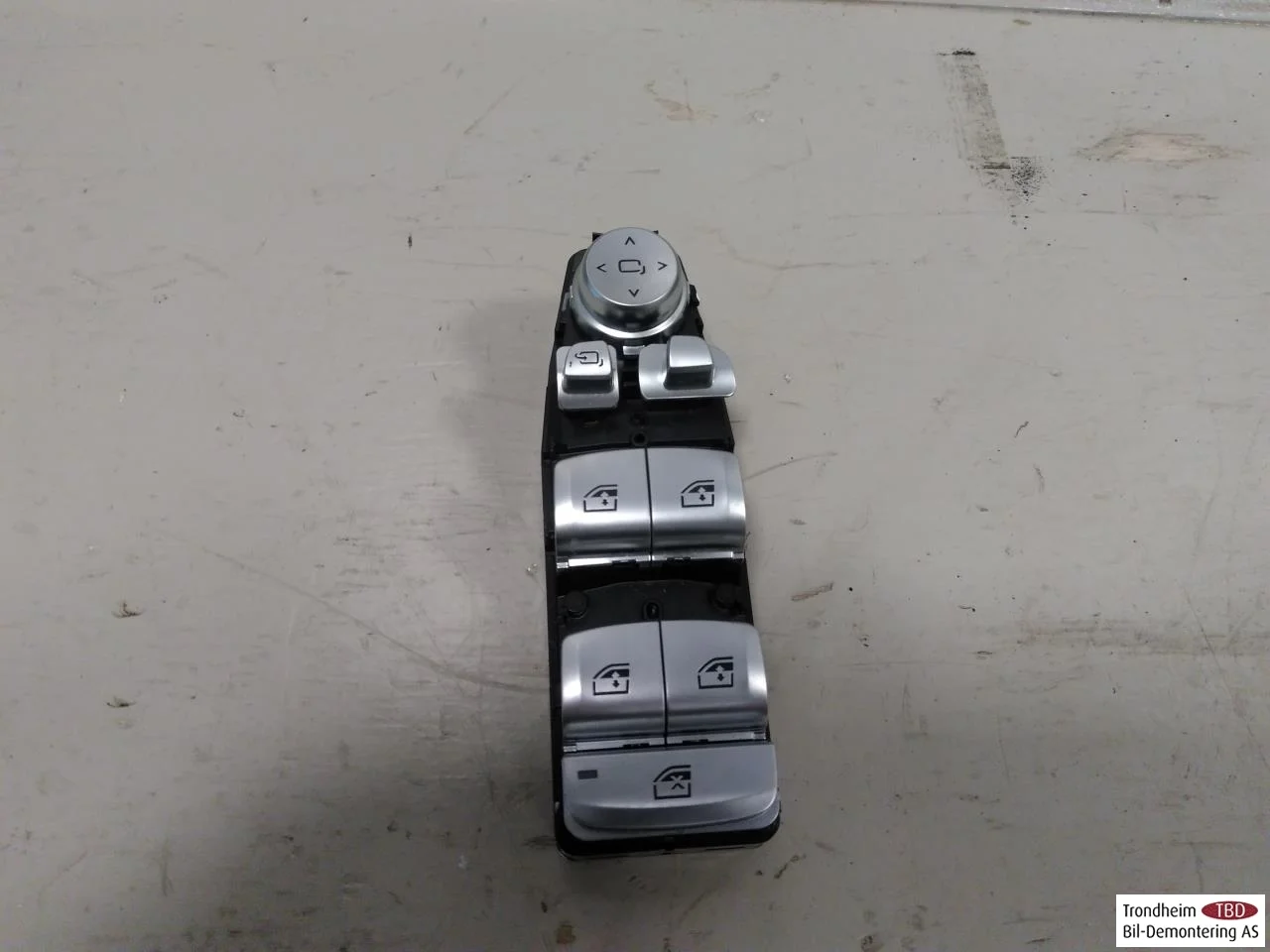 BMW IX3 G08 2021-25 Ablakemelő kapcsoló