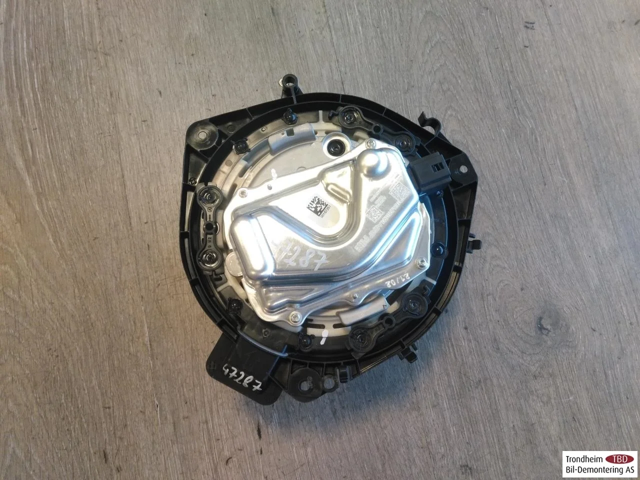 Skoda ENYAQ IV 2021- Fűtésventilátor motor nézet 3