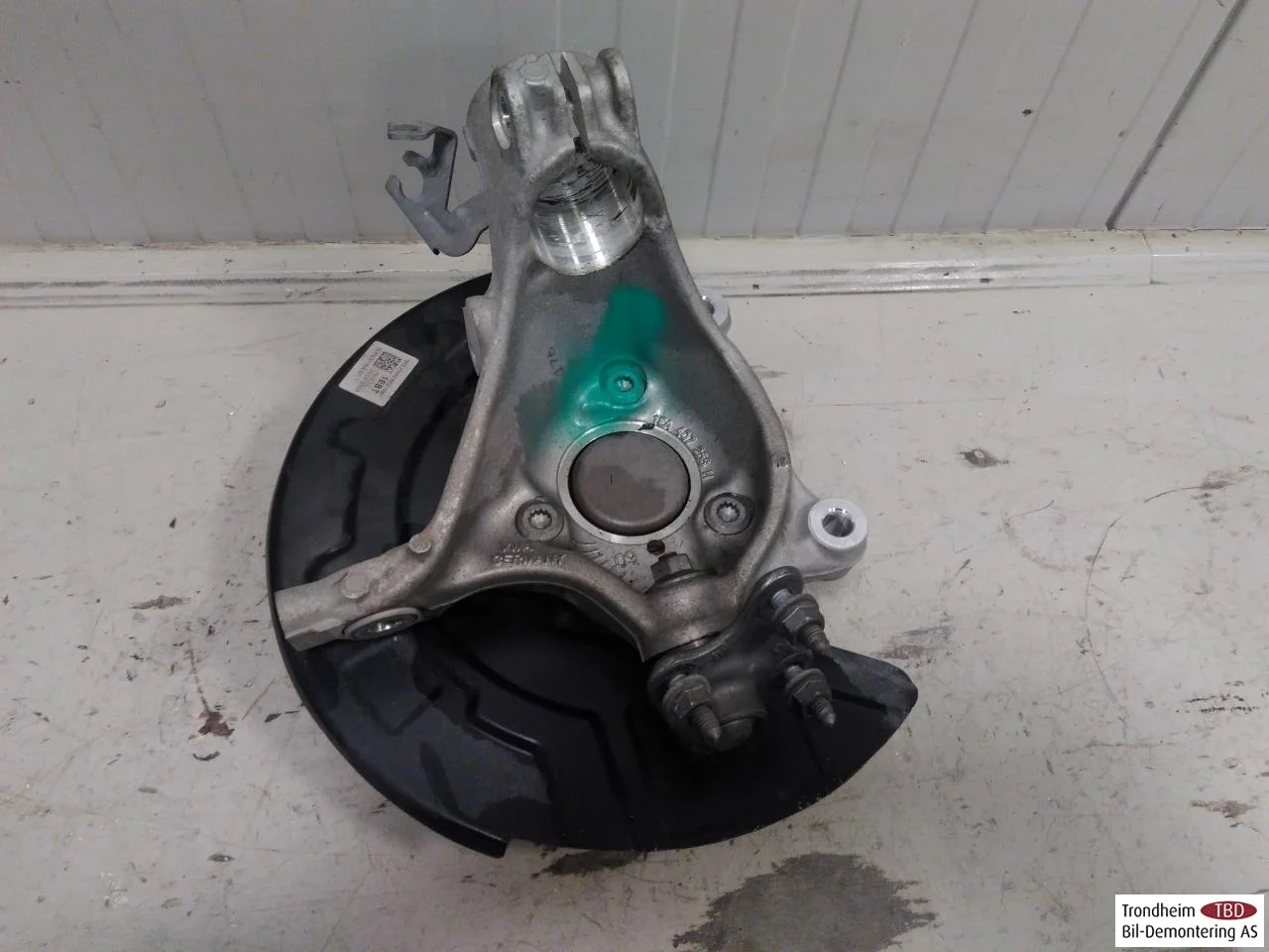Volkswagen ID.5 2022- Front right steering knuckle view 3