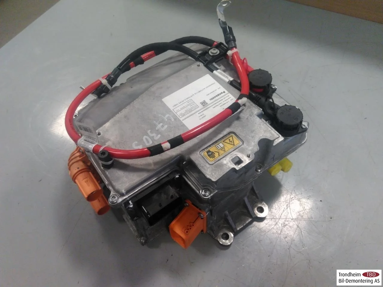 BMW IX3 G08 2021-25 Akkumulátortöltő nézet 2