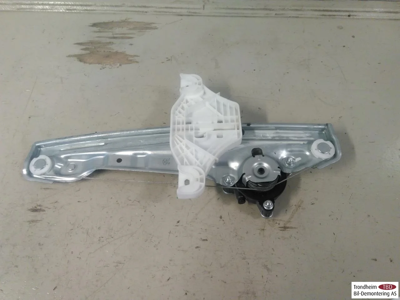 Hyundai IONIQ 5 NE 2022- Electric window regulator, complete view 2