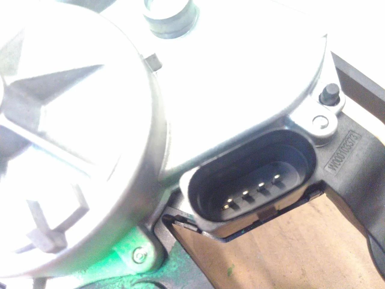 Volkswagen ID.4 2021- Motor ștergător hayon vedere 4