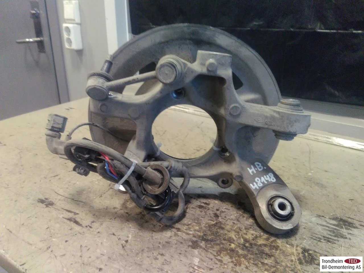 Hyundai IONIQ 5 NE 2022- Stub axle carrier, right rear view 2