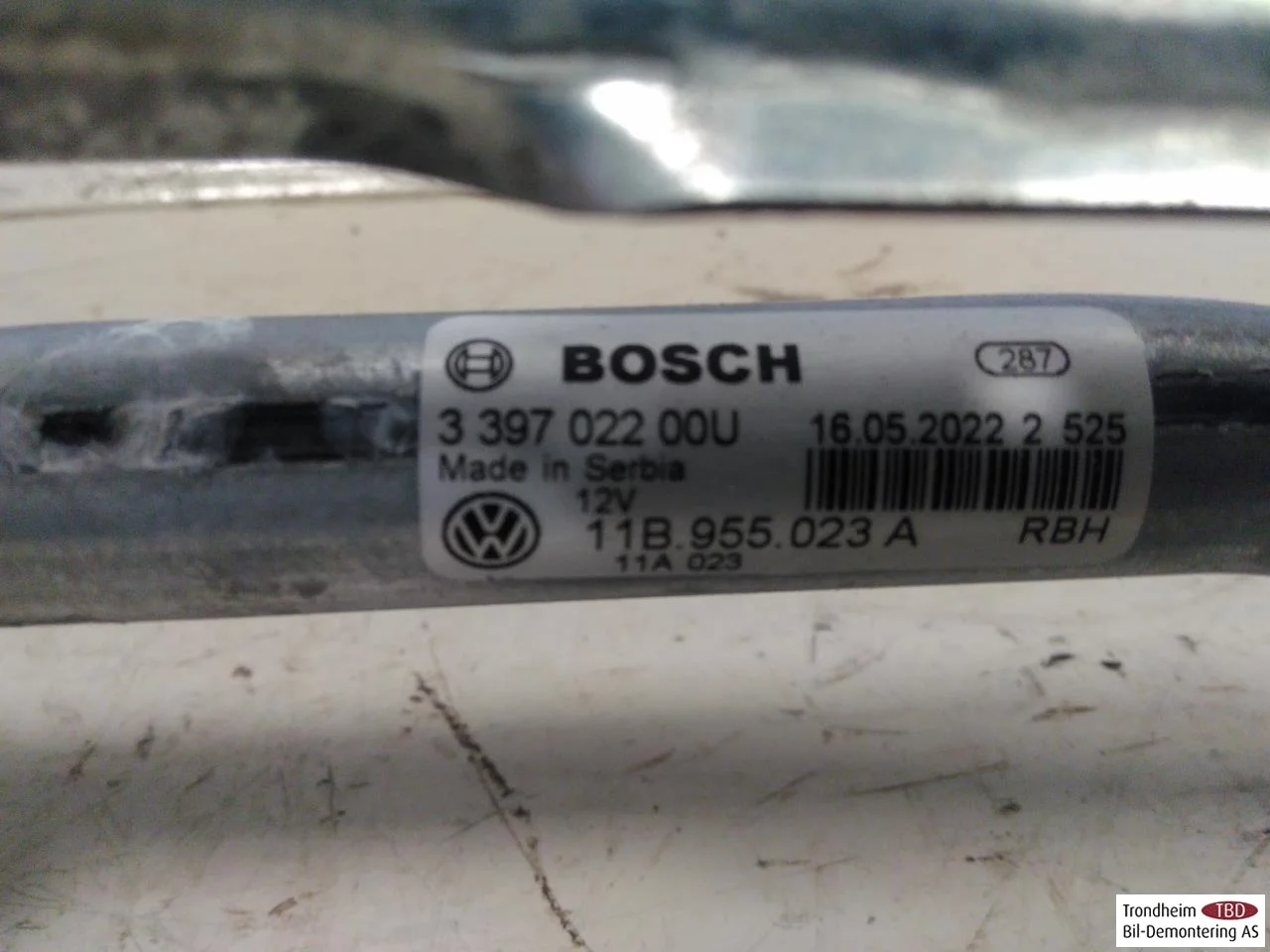 Volkswagen ID.5 2022- Windshield wiper linkage view 3