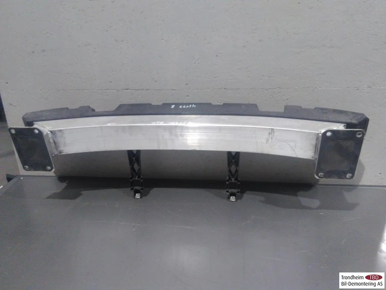 Audi E-TRON GT FW 2021- Bumper reinforcement beam, rear view 3