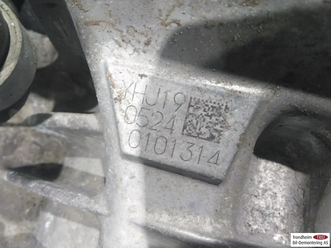 Nissan LEAF 2017-24 Front electric motor view 3