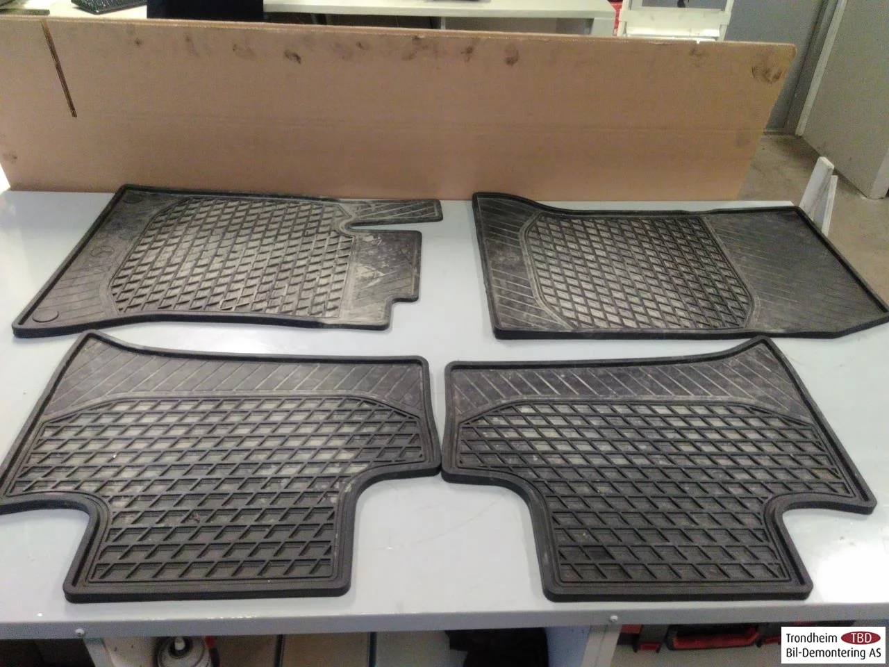 Mercedes B 180-200 W246/W242 2012-19 Floor carpet