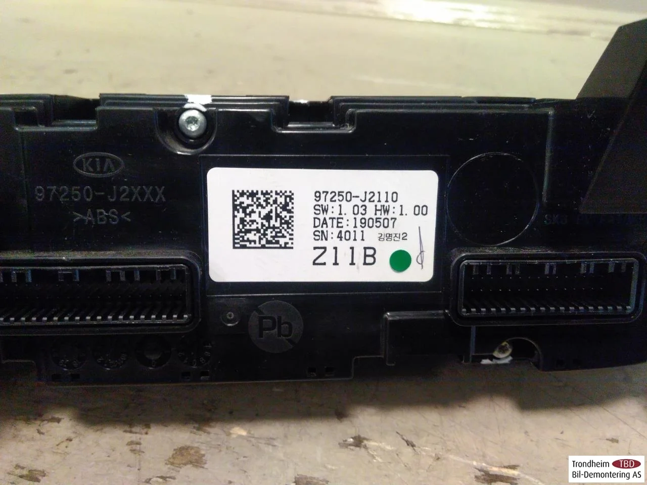 Kia SOUL 2009- Heater control unit view 3