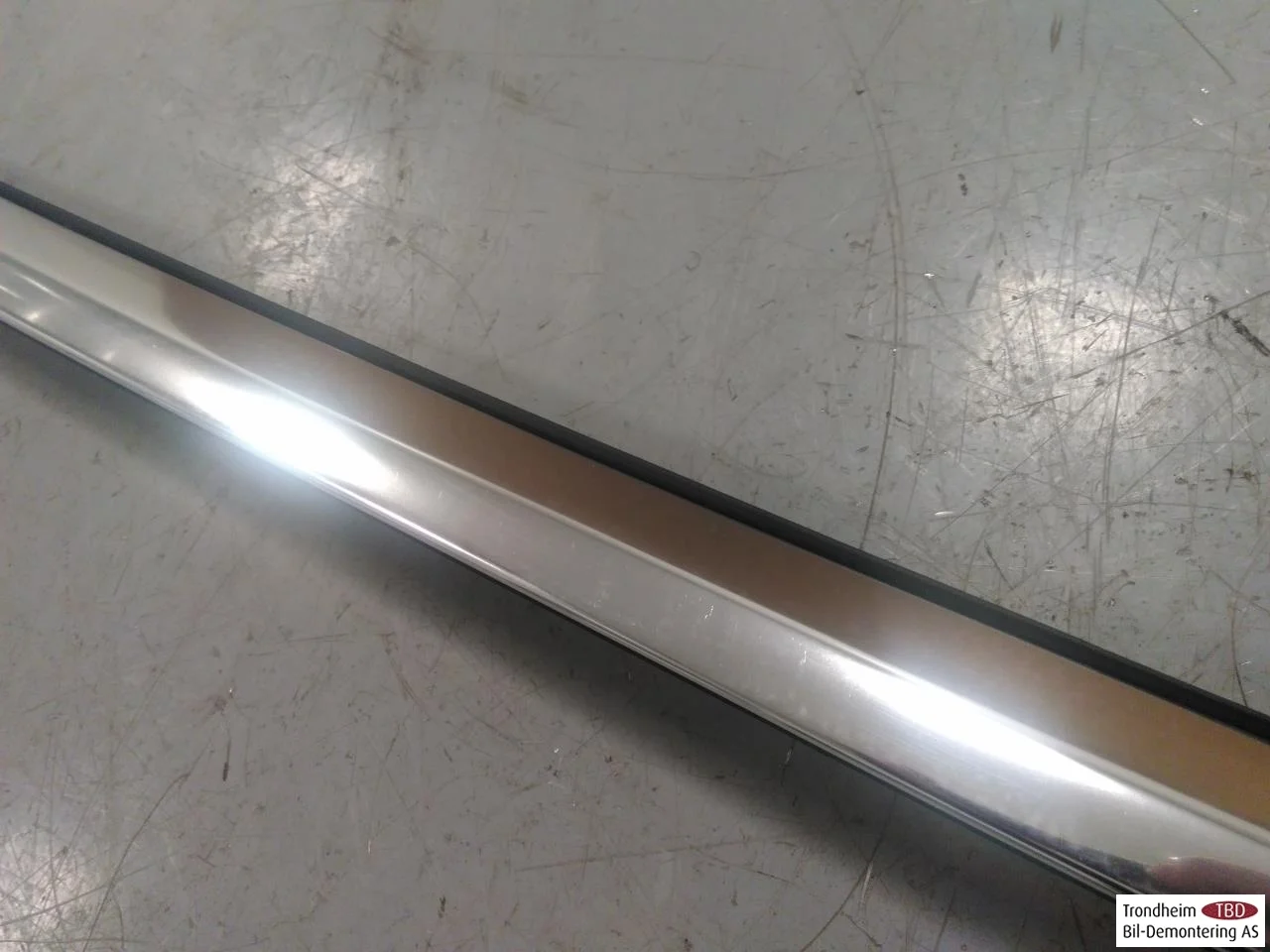 Hongqi E-HS9 2022- Trim molding, other view 3
