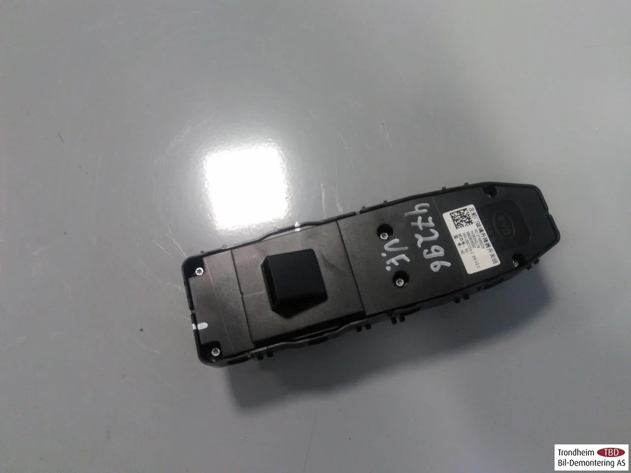 Byd TANG 2021->> Window regulator switch view 2