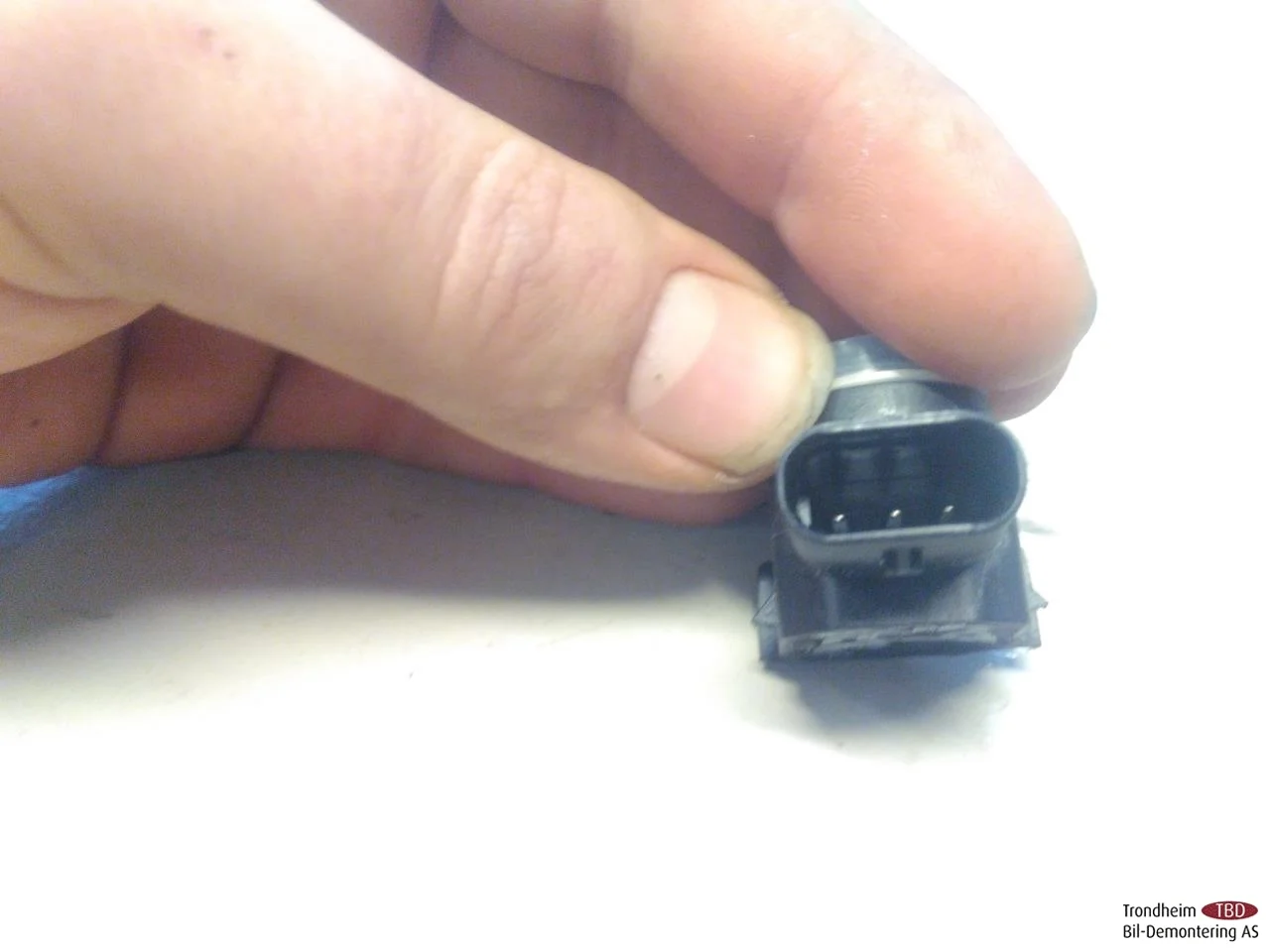 Hongqi E-HS9 2022- Front parking sensor view 4