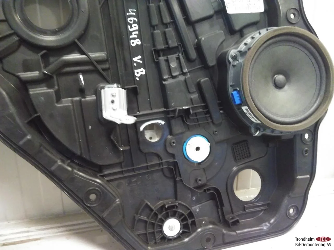 Hyundai IONIQ AE 2017-22 Electric window regulator, complete view 2