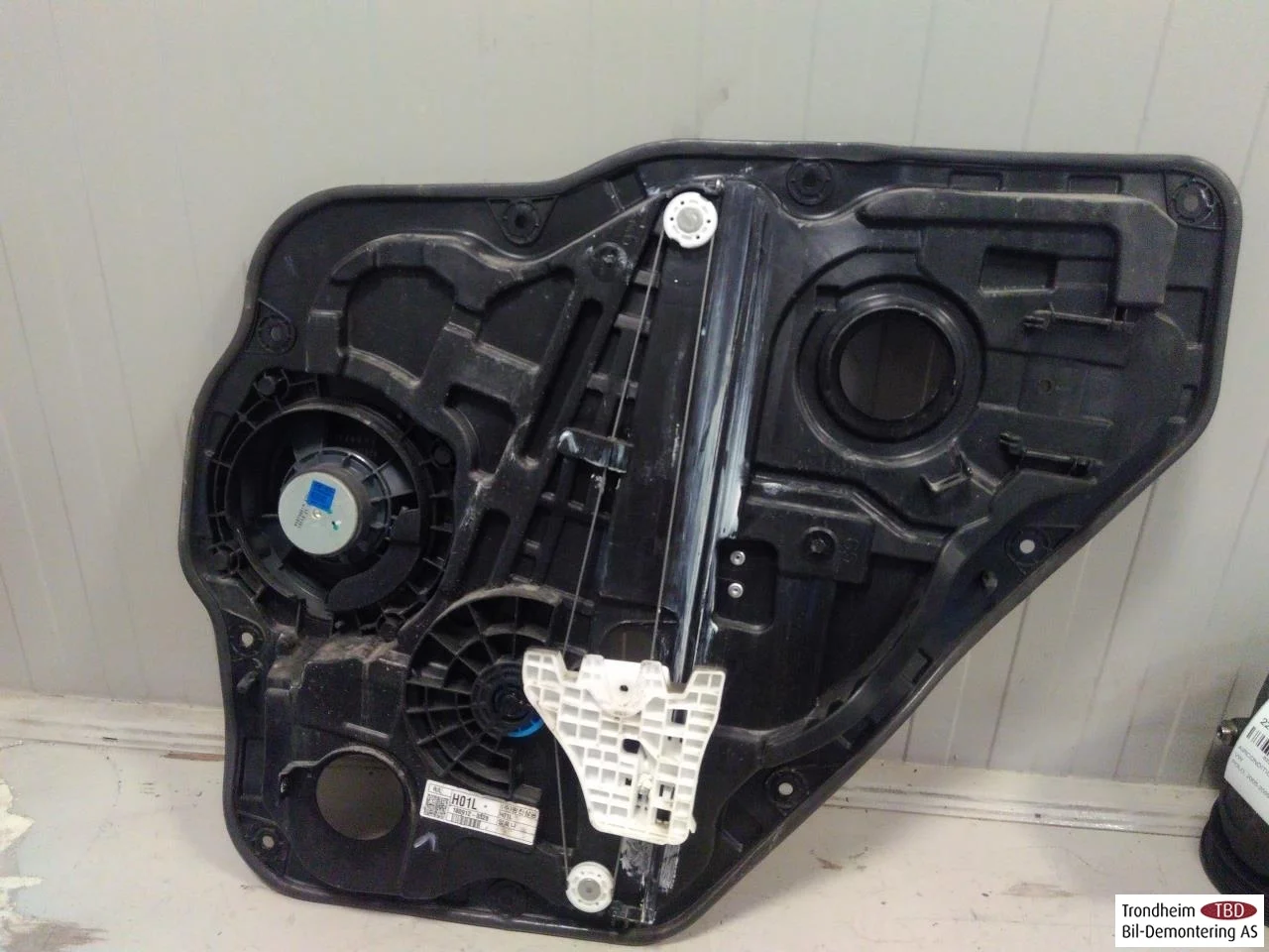 Hyundai IONIQ AE 2017-22 Electric window regulator, complete view 3