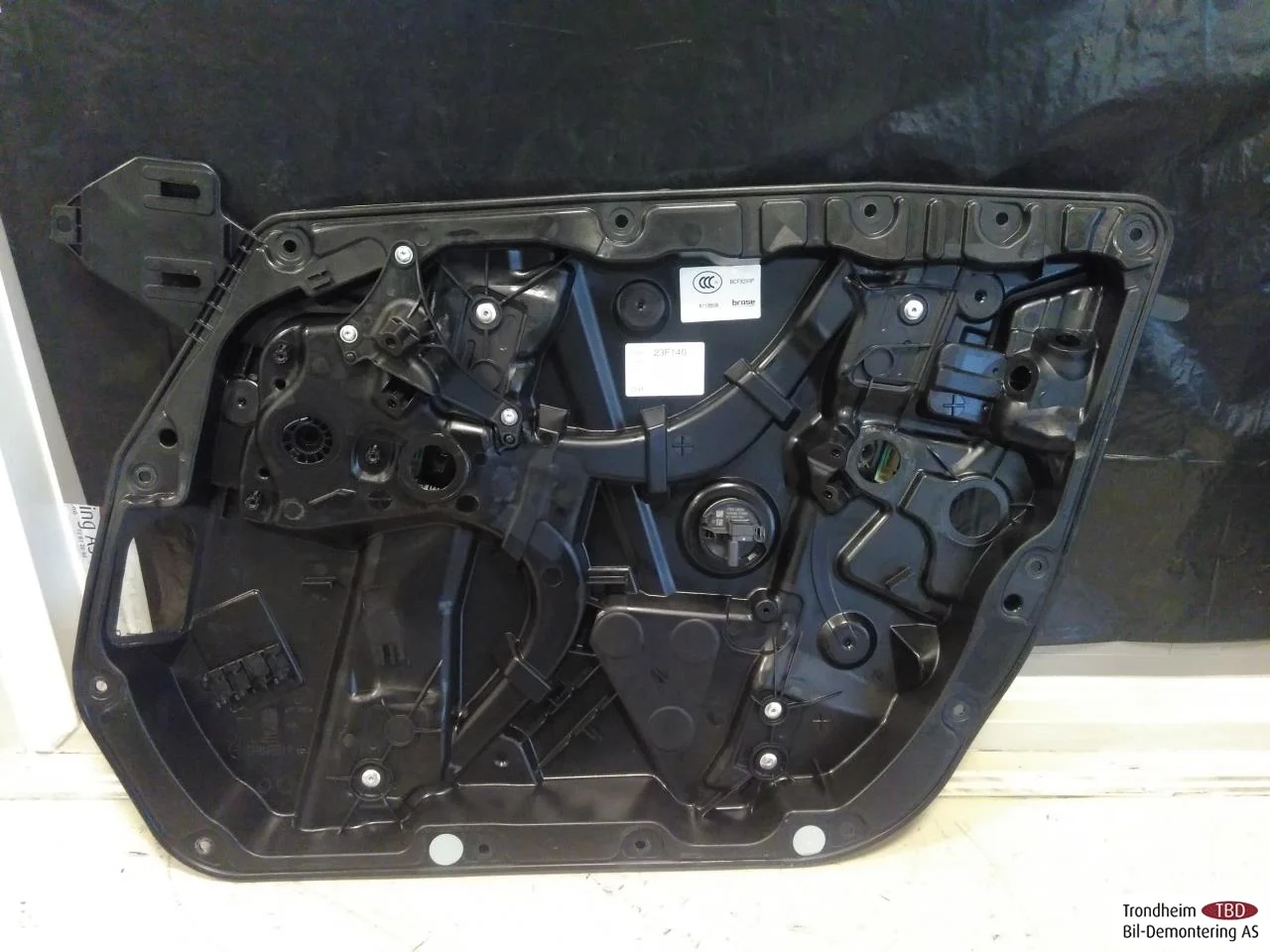 Mercedes EQC 2020- Electric window regulator, complete