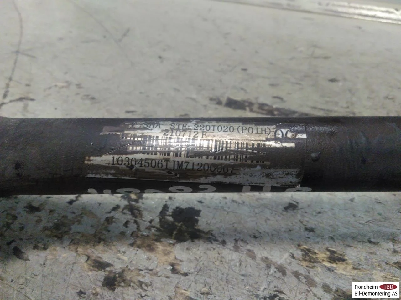 Byd TANG 2021->> Rear right driveshaft view 2