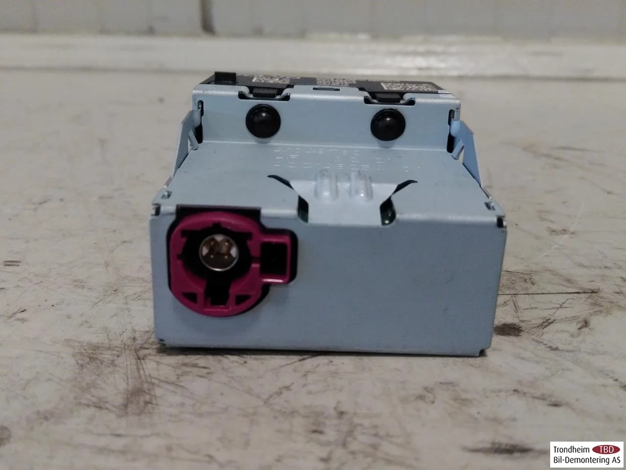 Polestar 2 2020- Radio / hi-fi, other view 3
