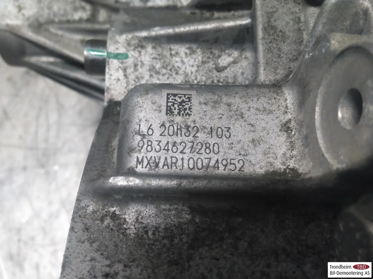 Peugeot 2008/E-2008 2020-> Váltó, automata nézet 4