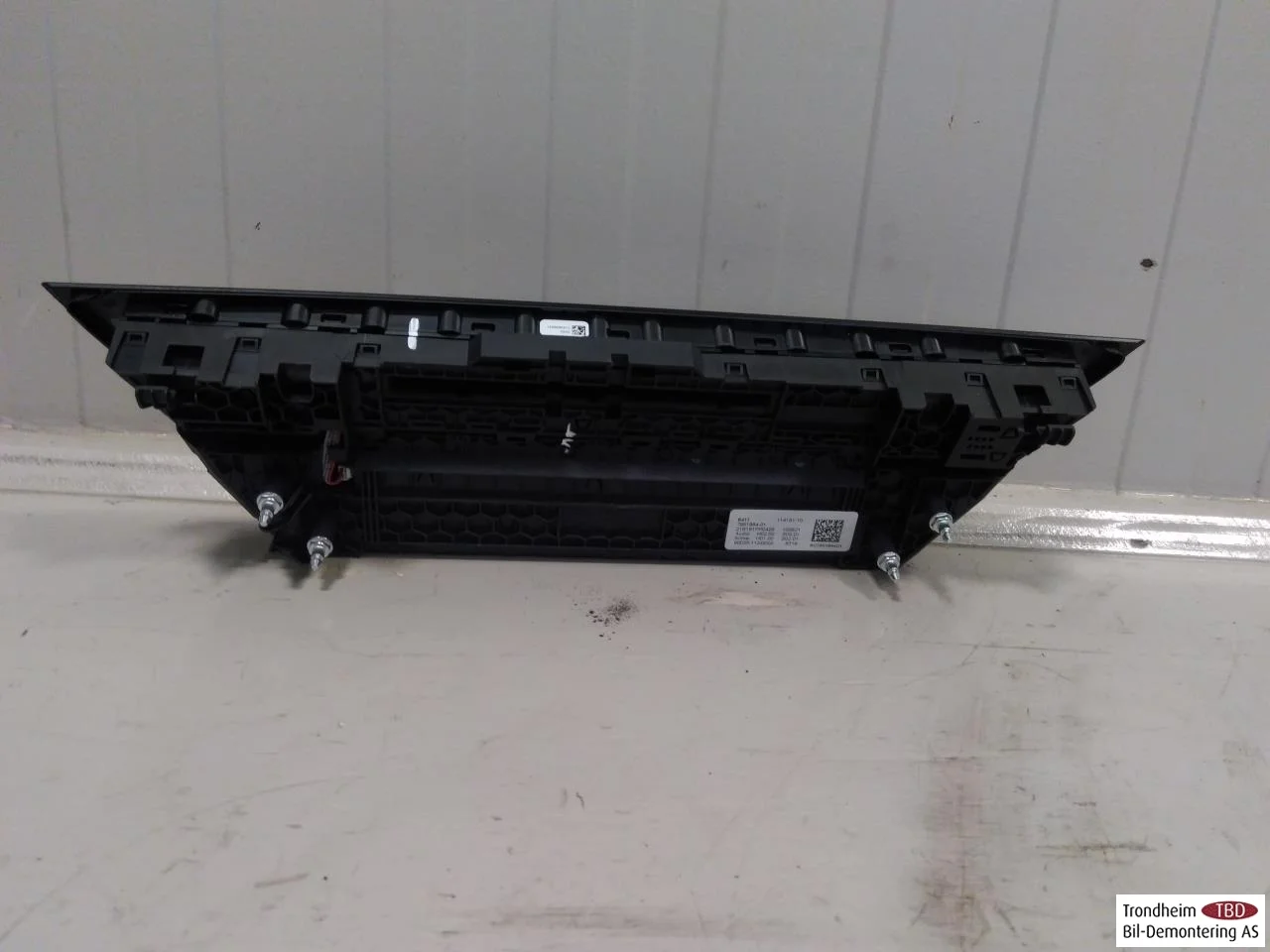 BMW IX3 G08 2021-25 Heater control unit view 2