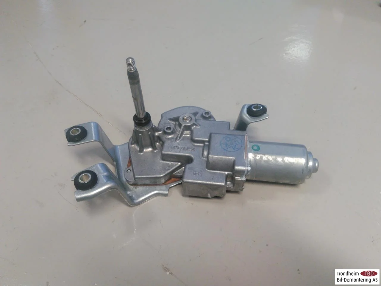 BMW IX3 G08 2021-25 Ablaktörlő motor, csomagtérajtó