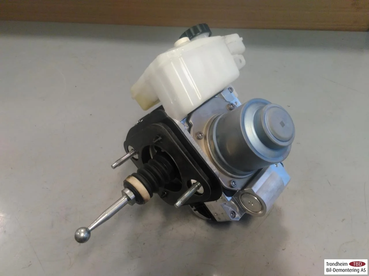 BMW IX3 G08 2021-25 ABS hydraulic unit view 2