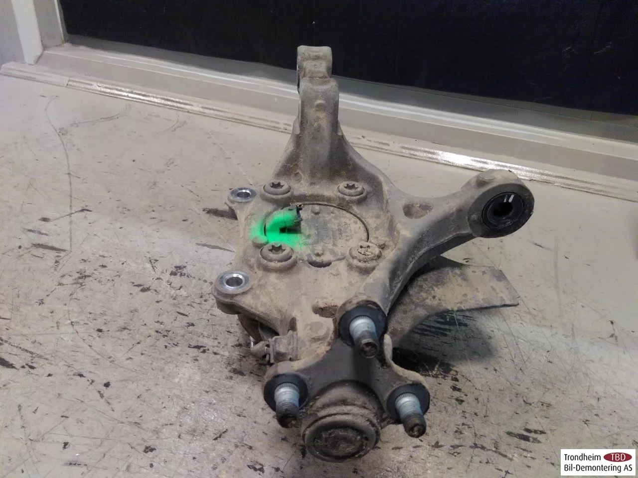 Hyundai IONIQ 5 NE 2022- Front right steering knuckle view 2