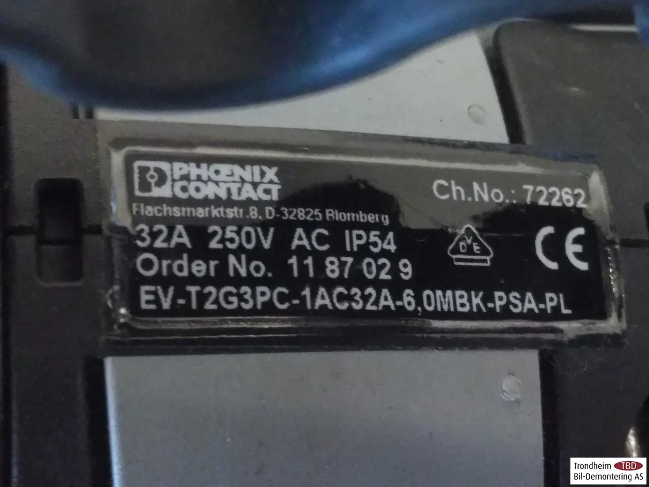 Peugeot 208/E-208 2020-> Akkumulátortöltő nézet 4