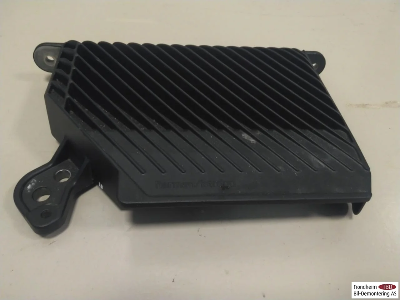 Polestar 2 2020- Radio / hi-fi amplifier
