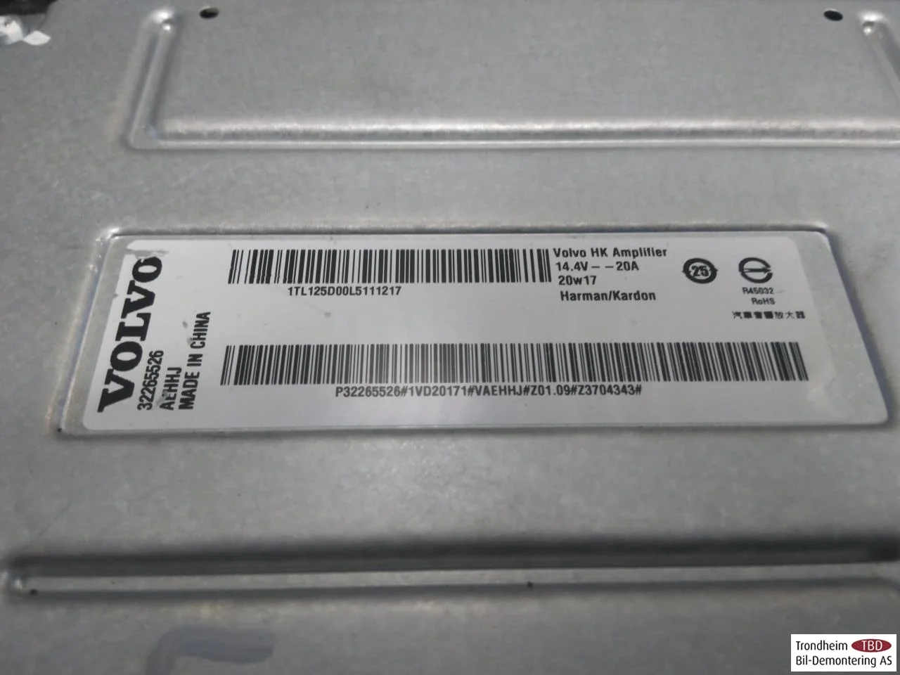Polestar 2 2020- Radio / hi-fi amplifier view 4